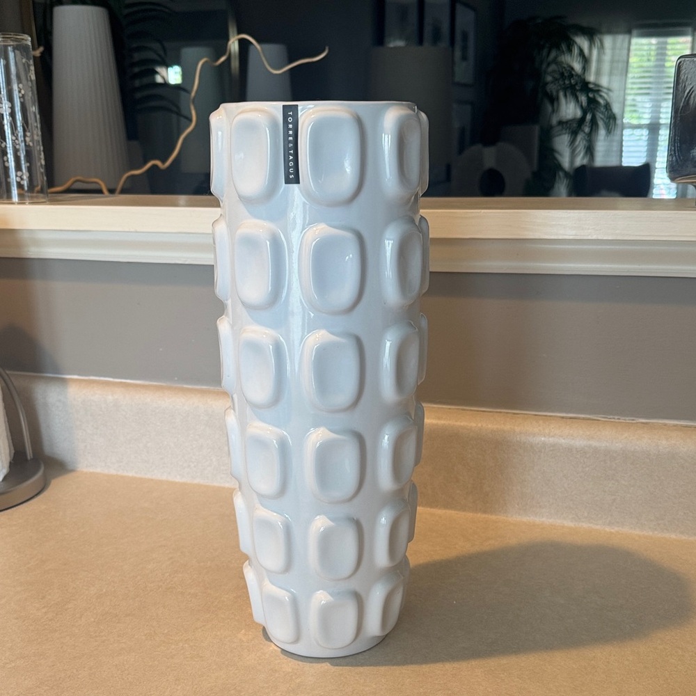 Torre & Tagus White Geometric Vase